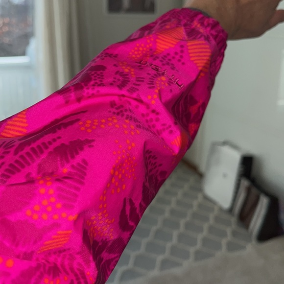 The North Face Vibrant Pink Floral Raincoat - Picture 10 of 10